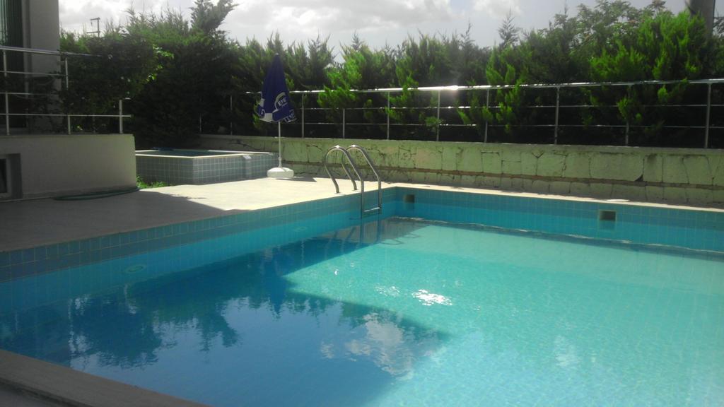 Zeytin Apart Hotel Çeşme Eksteriør bilde