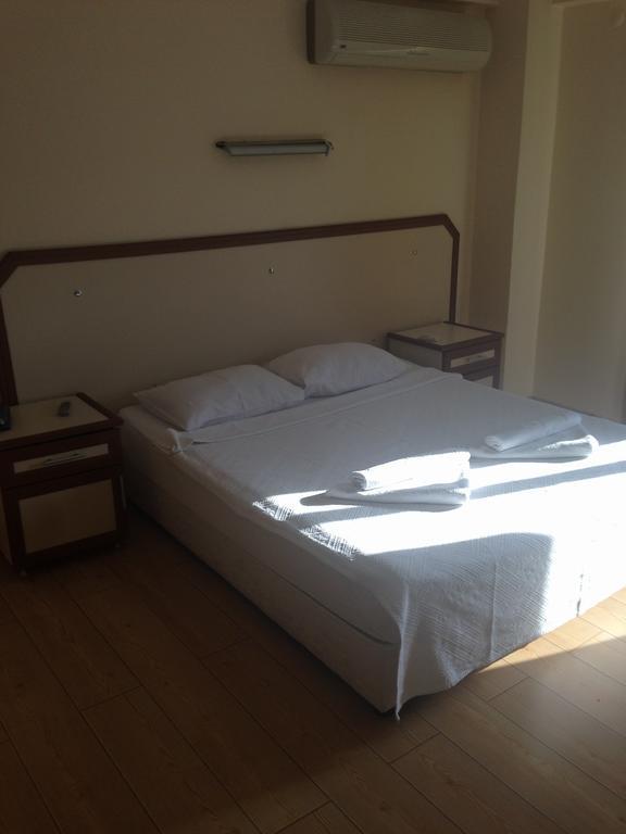 Zeytin Apart Hotel Çeşme Eksteriør bilde