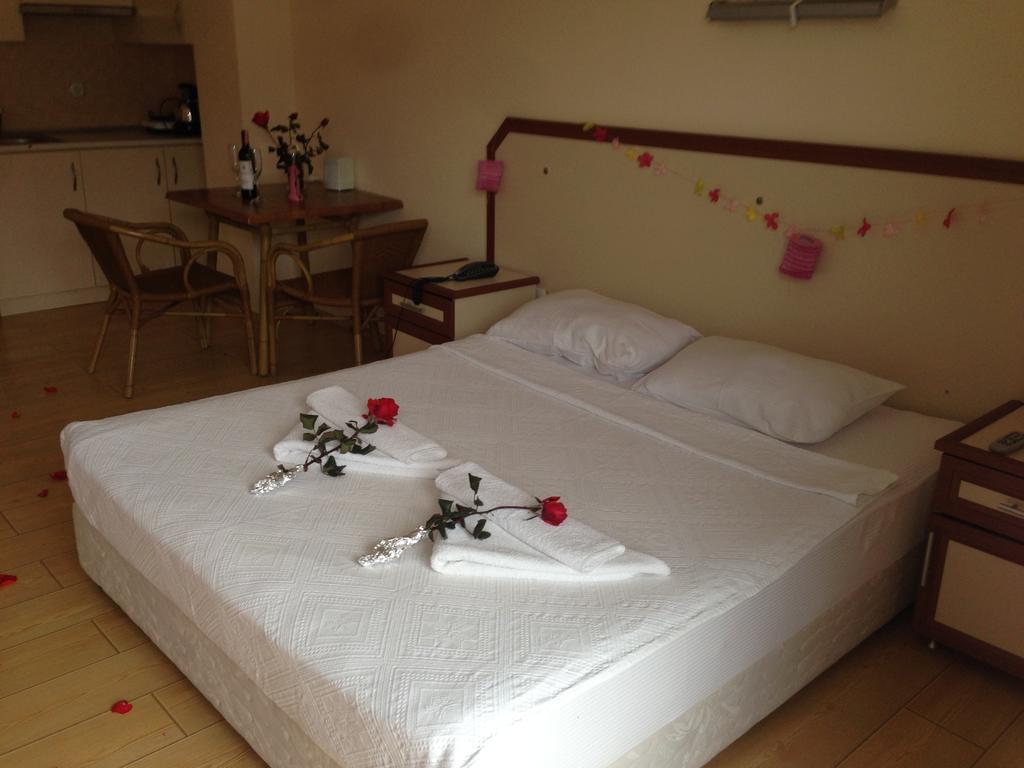 Zeytin Apart Hotel Çeşme Eksteriør bilde